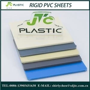 Barvna plastična PVC plošča